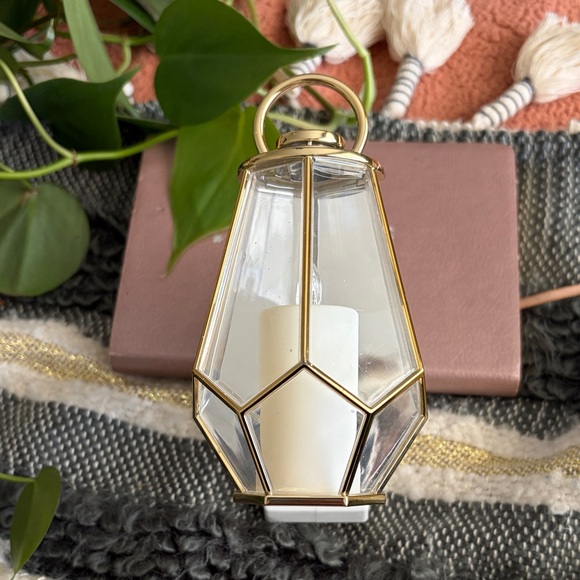 Bath & Body Works Gold White Geometric Lantern Wallflower Plug In - Picture 3 of 8